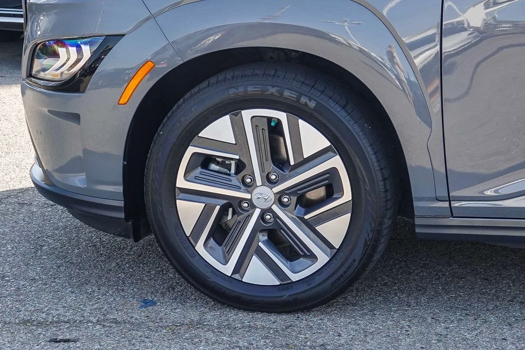 Thumbnail: 2023 Hyundai Kona - 6
