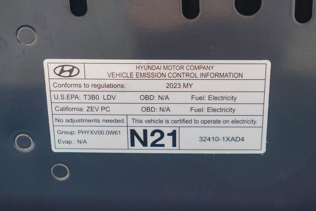 Thumbnail: 2023 Hyundai Ioniq 5 - 14