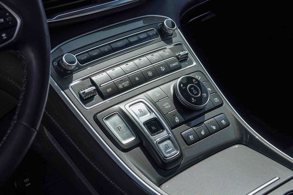 Thumbnail: 2023 Hyundai Santa Fe - 12