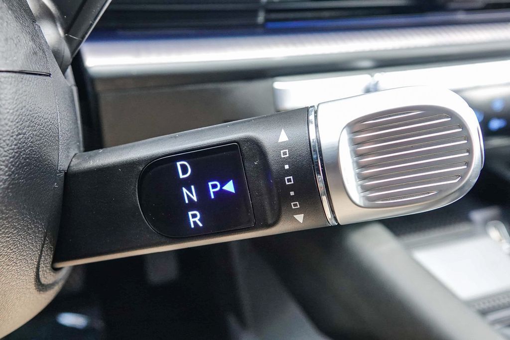 Thumbnail: 2023 Hyundai Ioniq 6 - 22