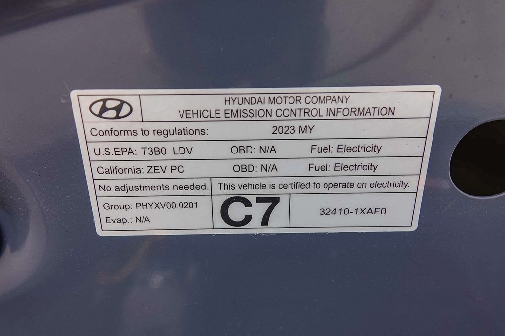 Thumbnail: 2023 Hyundai Ioniq 6 - 15