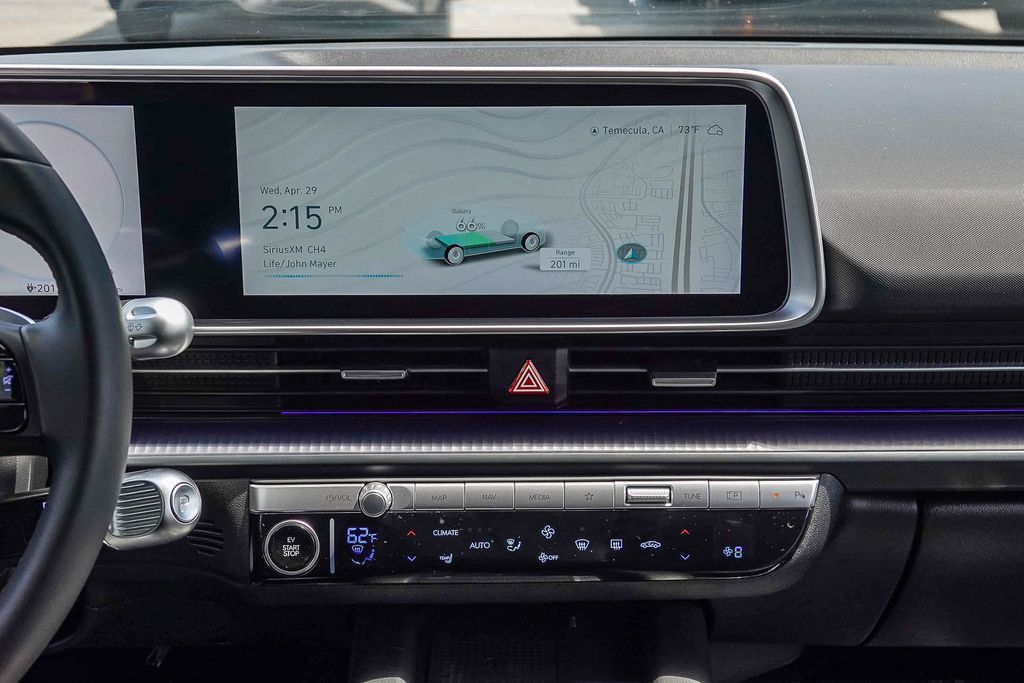 Thumbnail: 2023 Hyundai Ioniq 6 - 11