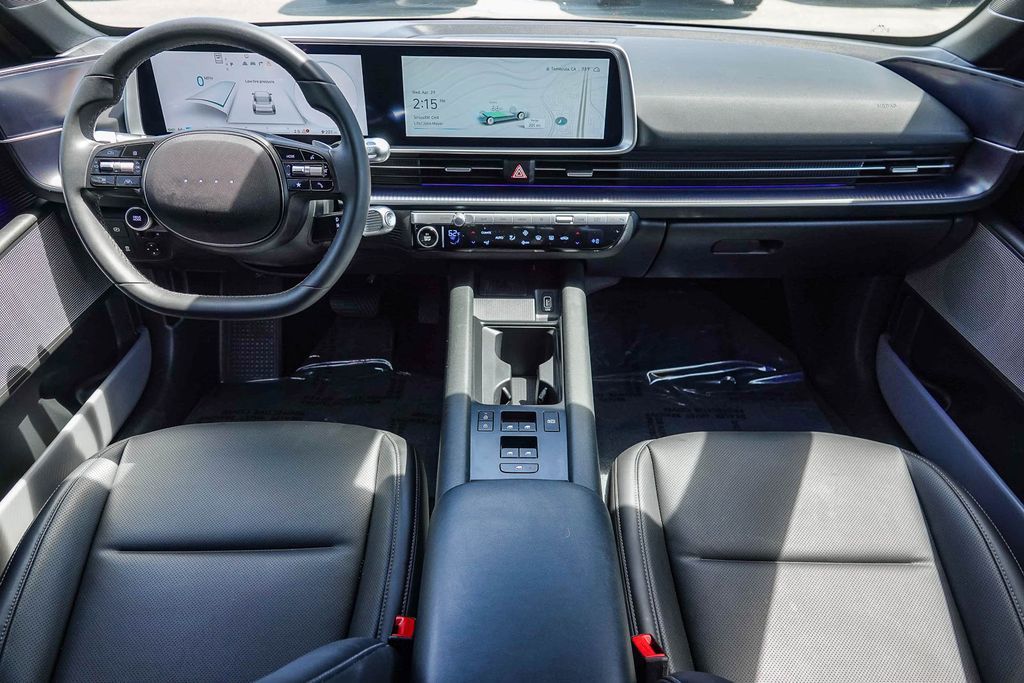 Thumbnail: 2023 Hyundai Ioniq 6 - 2