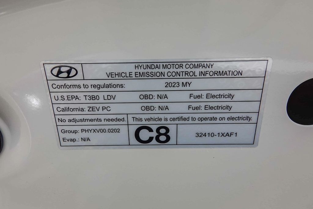Thumbnail: 2023 Hyundai Ioniq 6 - 15