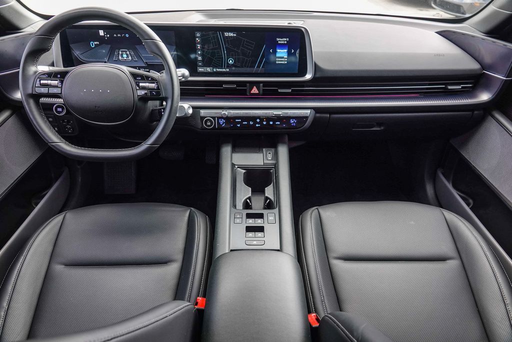 Thumbnail: 2023 Hyundai Ioniq 6 - 2