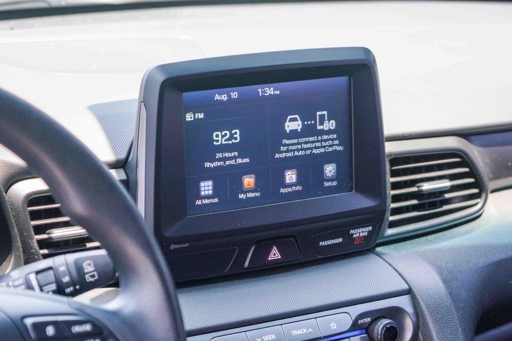 Thumbnail: 2019 Hyundai Veloster - 22