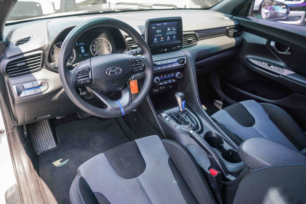 Thumbnail: 2019 Hyundai Veloster - 2