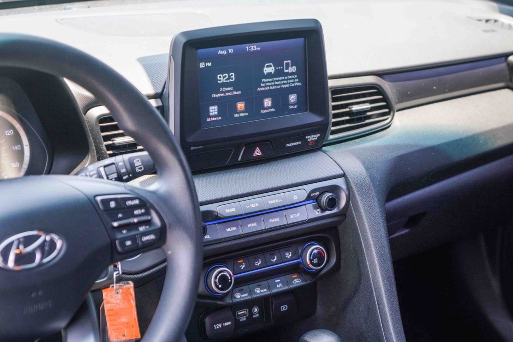 Thumbnail: 2019 Hyundai Veloster - 12