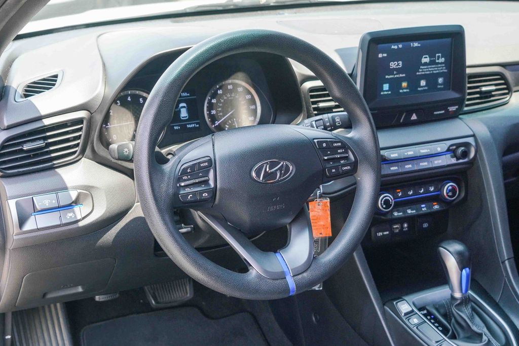 Thumbnail: 2019 Hyundai Veloster - 8