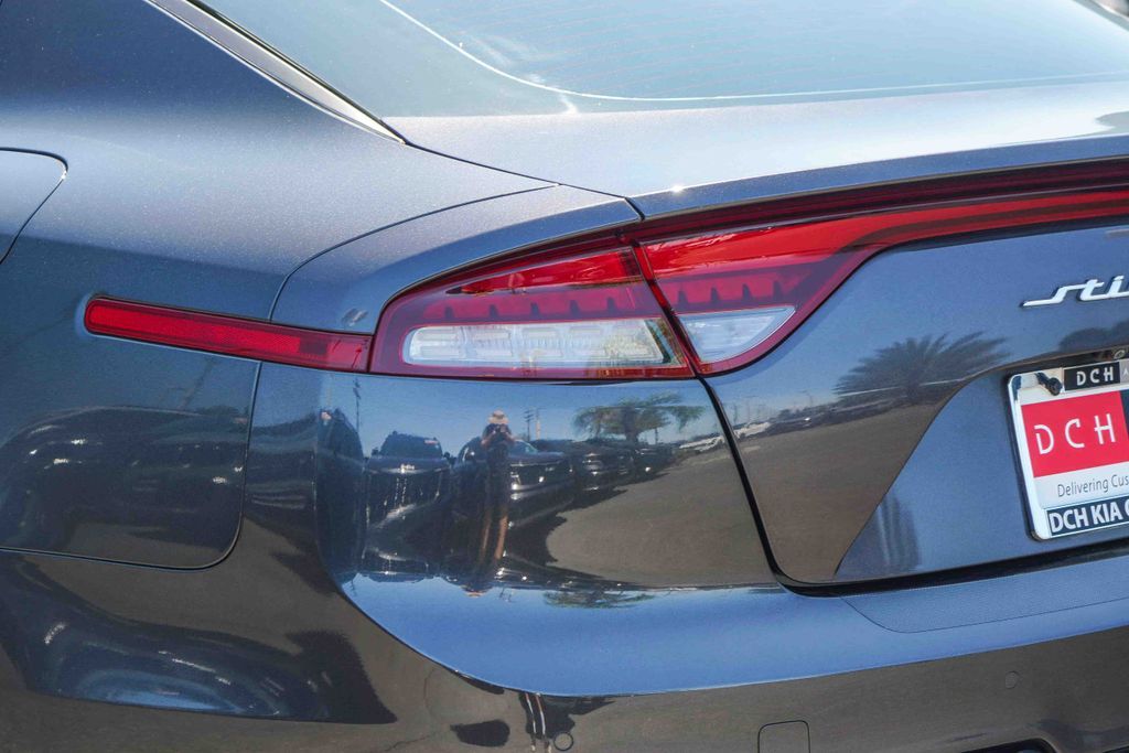 Thumbnail: 2022 Kia Stinger - 19