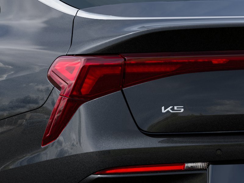 Thumbnail: 2027 Kia K5 - 20