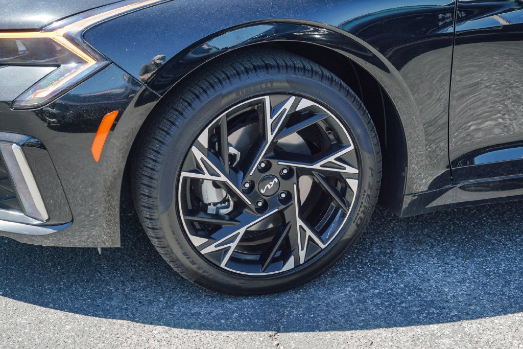 Thumbnail: 2025 Kia K5 - 5