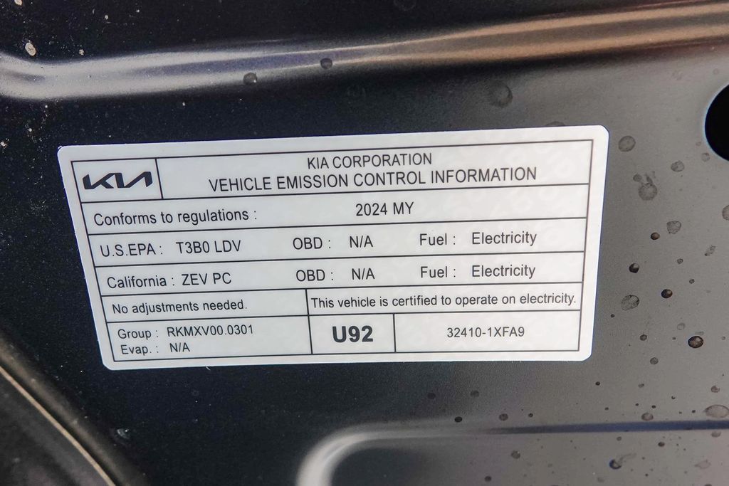 Thumbnail: 2024 Kia EV9 - 12