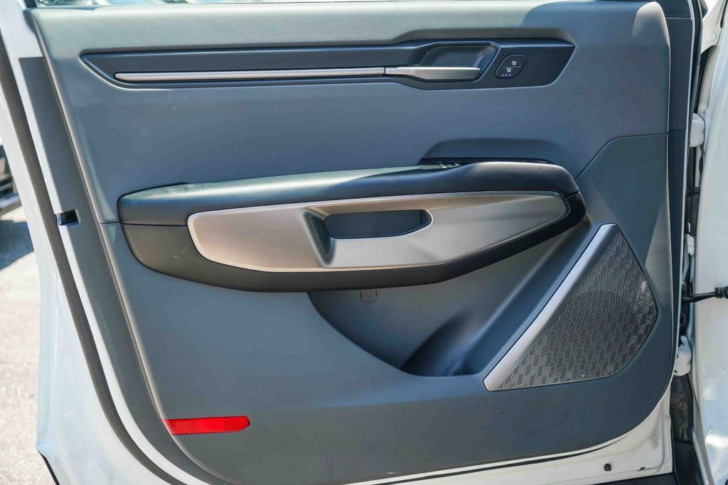 Thumbnail: 2024 Kia EV9 - 22