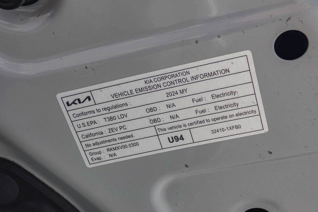 Thumbnail: 2024 Kia EV9 - 12