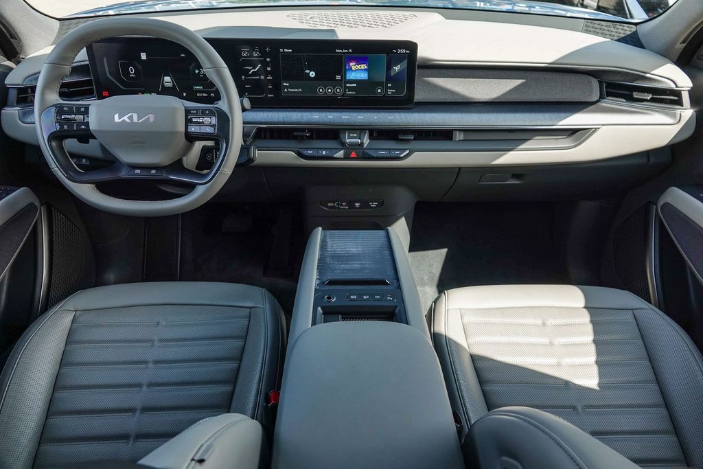 Thumbnail: 2024 Kia EV9 - 2