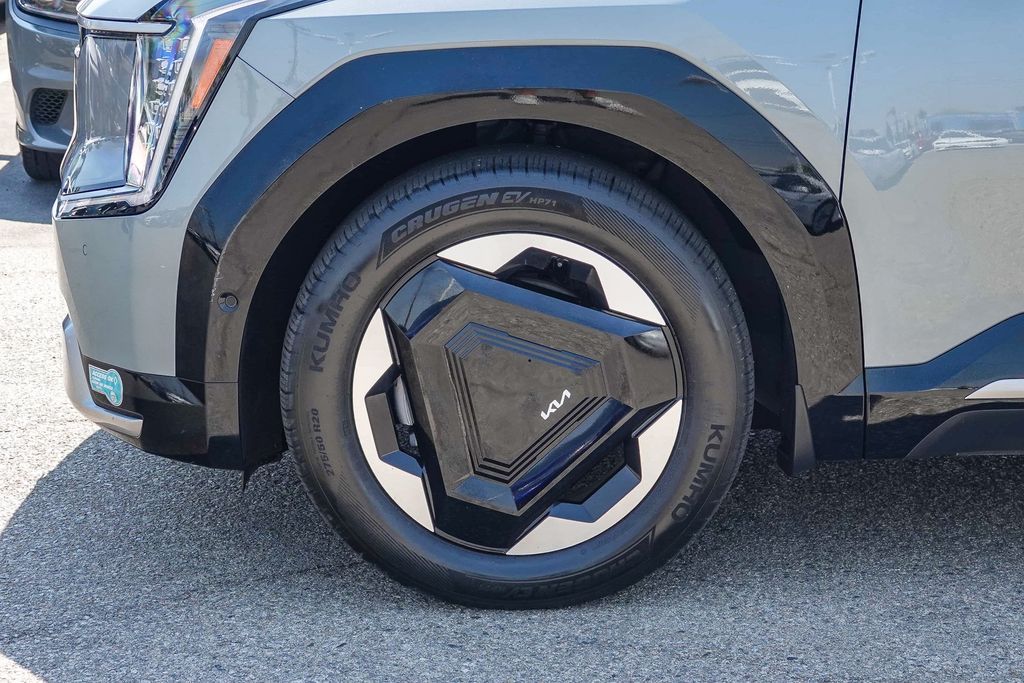 Thumbnail: 2024 Kia EV9 - 5