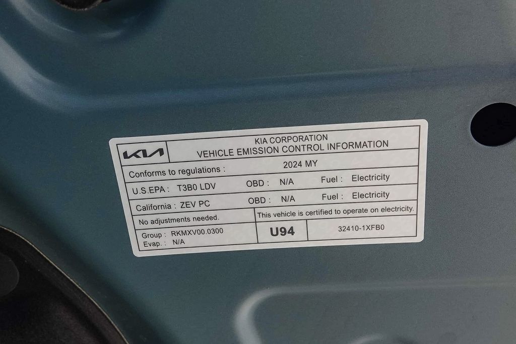 Thumbnail: 2024 Kia EV9 - 13
