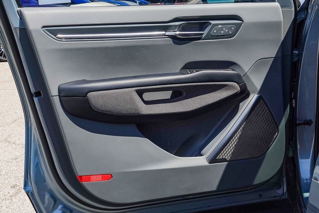 Thumbnail: 2024 Kia EV9 - 22