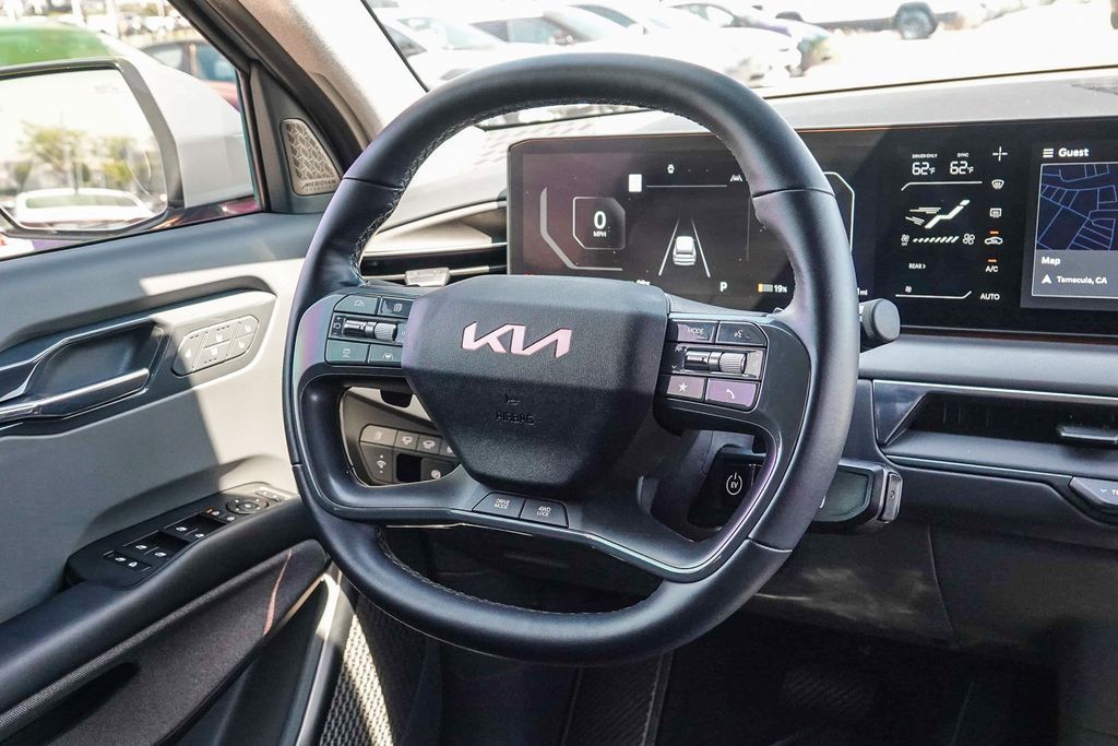 Thumbnail: 2024 Kia EV9 - 6