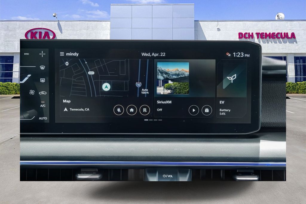 Thumbnail: 2024 Kia EV9 - 8