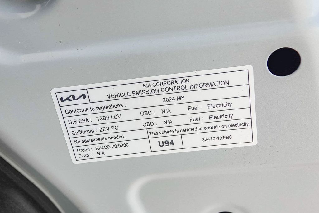Thumbnail: 2024 Kia EV9 - 12