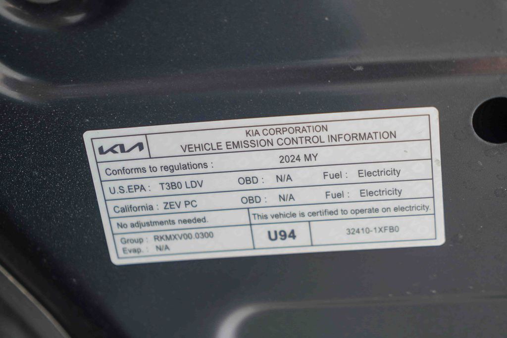Thumbnail: 2024 Kia EV9 - 15