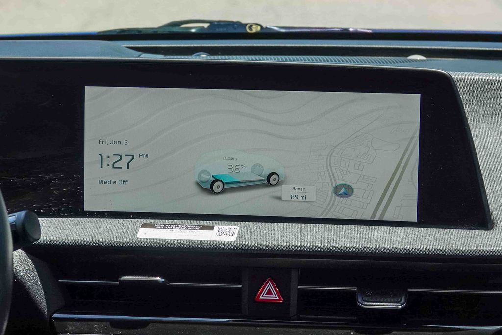 Thumbnail: 2023 Kia EV6 - 21
