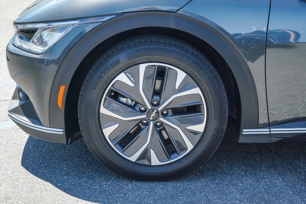 Thumbnail: 2024 Kia EV6 - 6