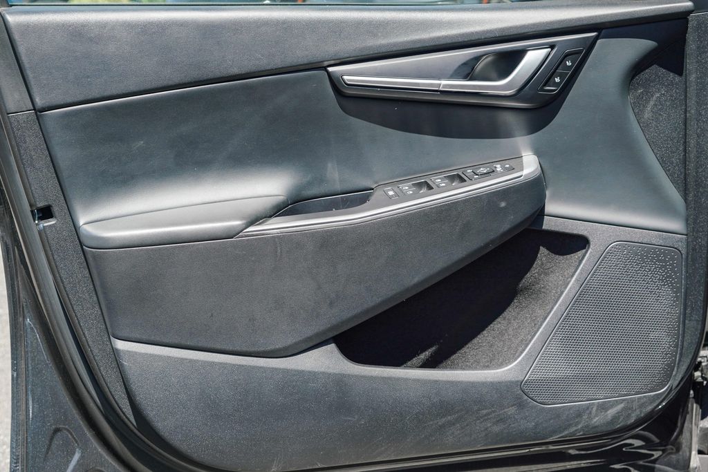 Thumbnail: 2024 Kia EV6 - 22