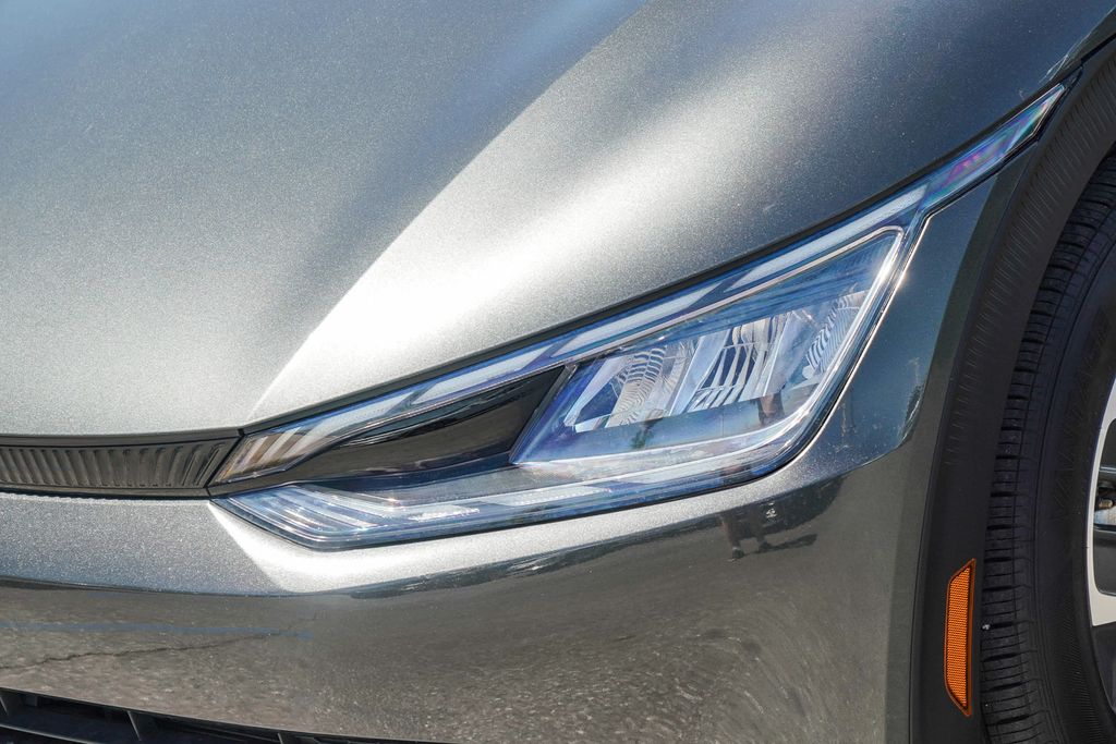 Thumbnail: 2024 Kia EV6 - 19