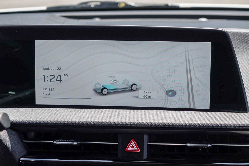 Thumbnail: 2023 Kia EV6 - 21