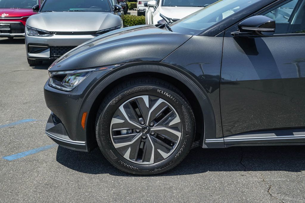 Thumbnail: 2023 Kia EV6 - 5