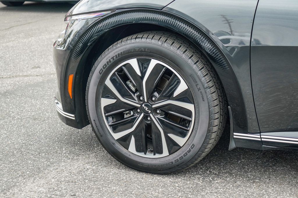 Thumbnail: 2023 Kia EV6 - 6