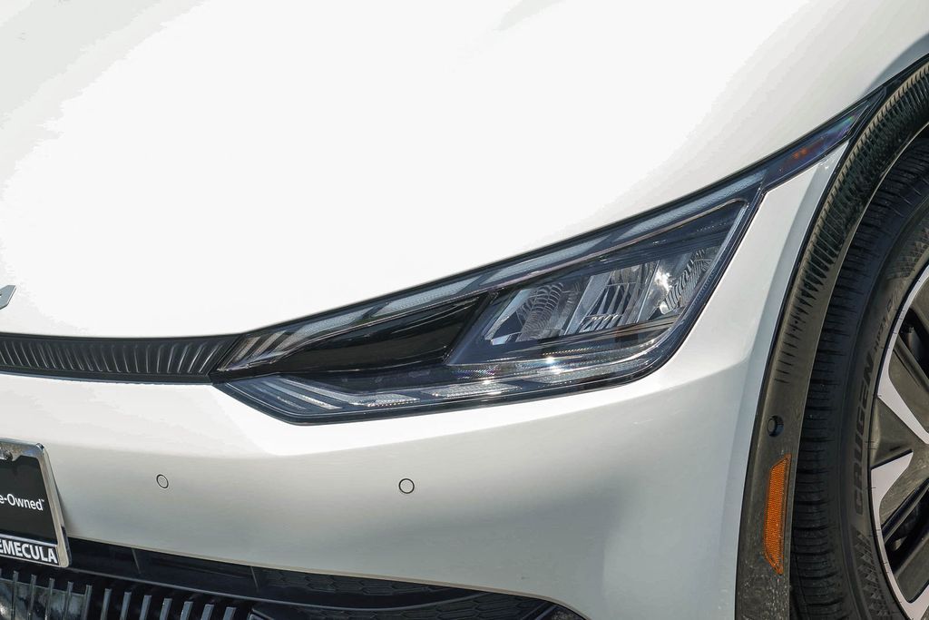 Thumbnail: 2023 Kia EV6 - 19