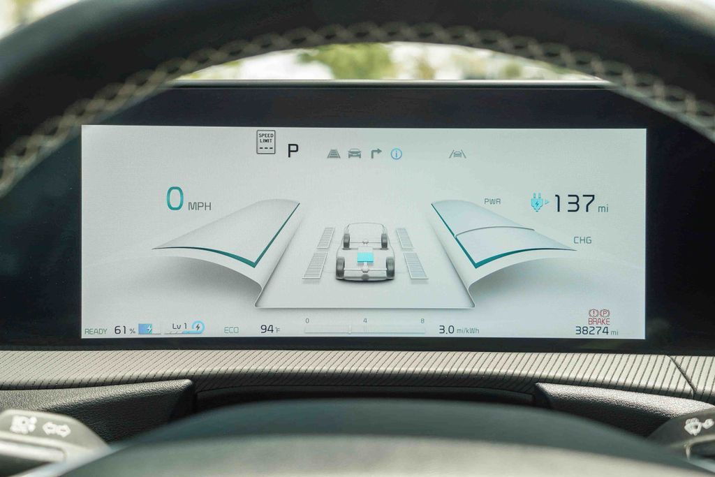 Thumbnail: 2023 Kia EV6 - 26