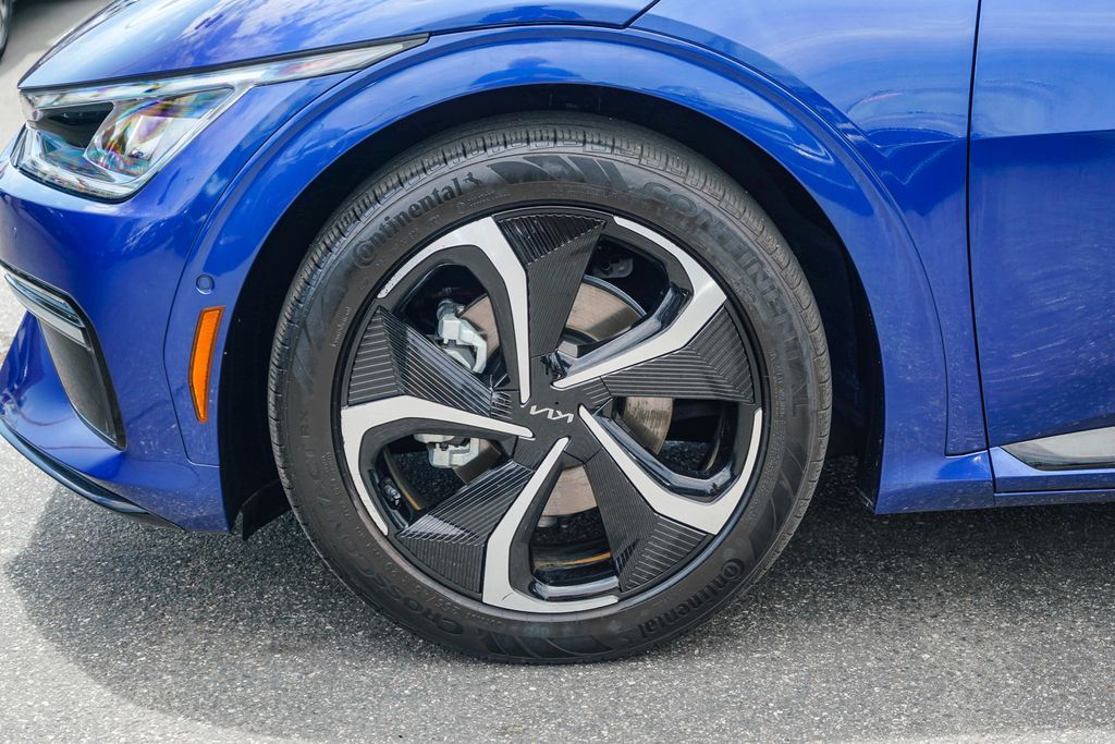Thumbnail: 2023 Kia EV6 - 20