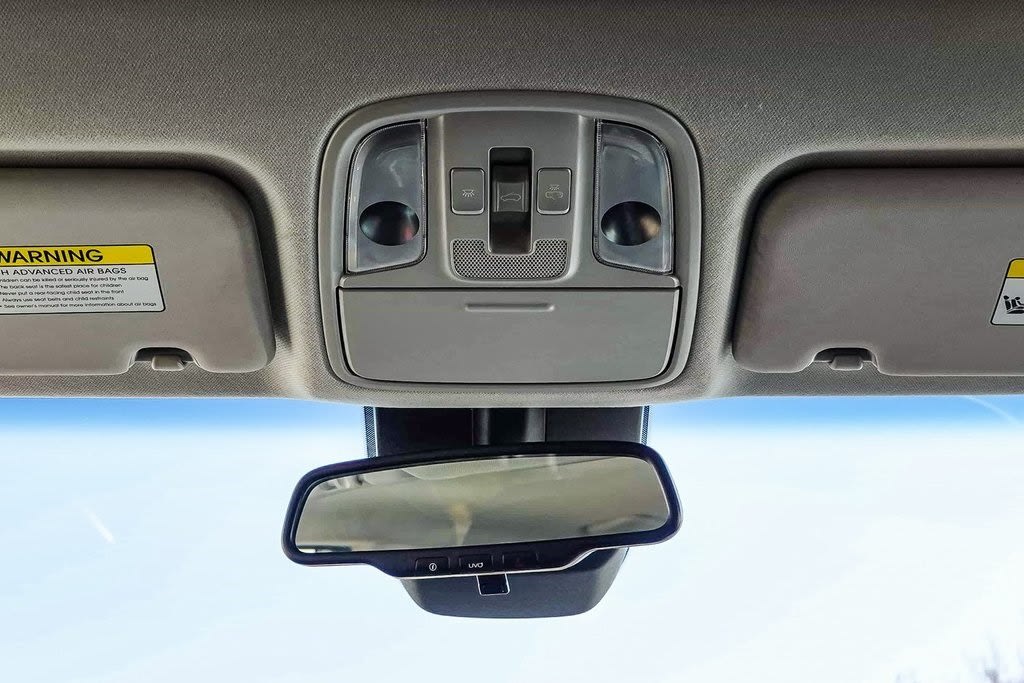 2022 Kia Niro Touring 24