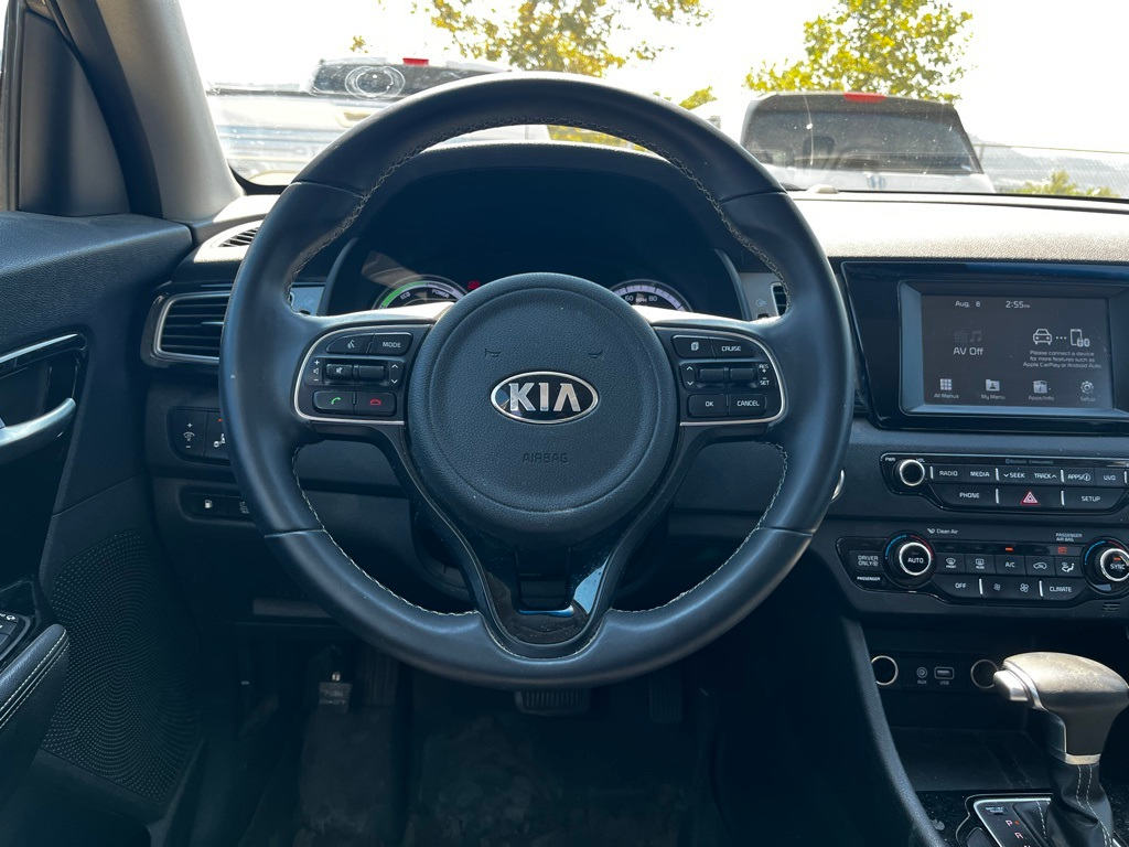 Thumbnail: 2017 Kia Niro - 8