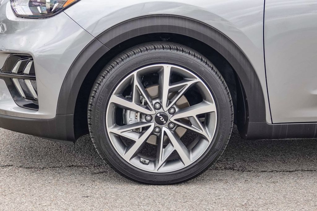 Thumbnail: 2022 Kia Niro - 20