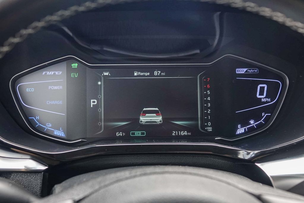 Thumbnail: 2022 Kia Niro - 26