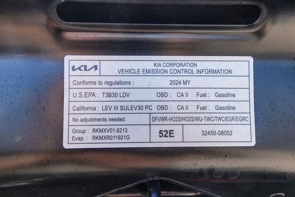 Thumbnail: 2024 Kia Niro - 15