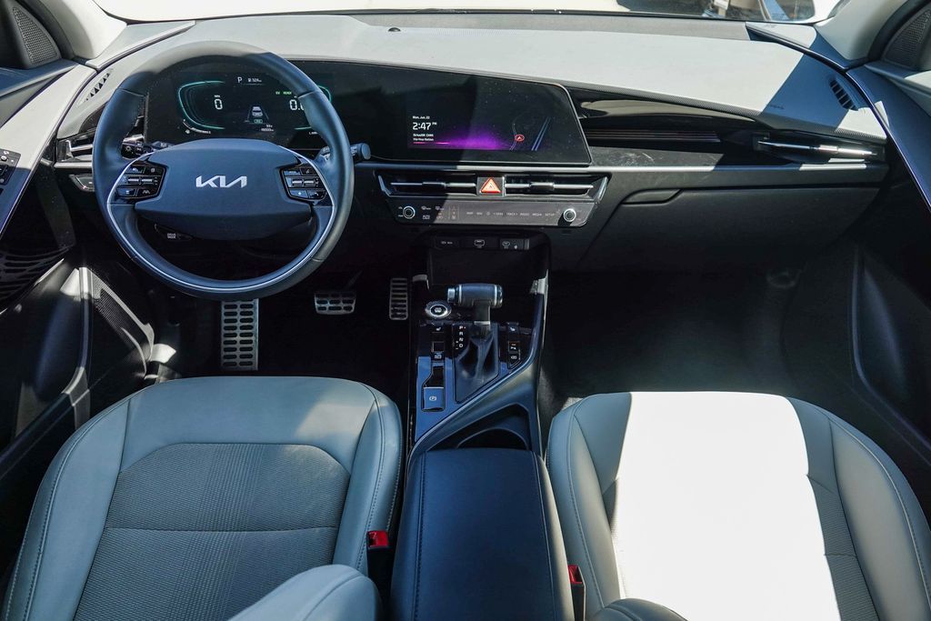Thumbnail: 2023 Kia Niro - 2