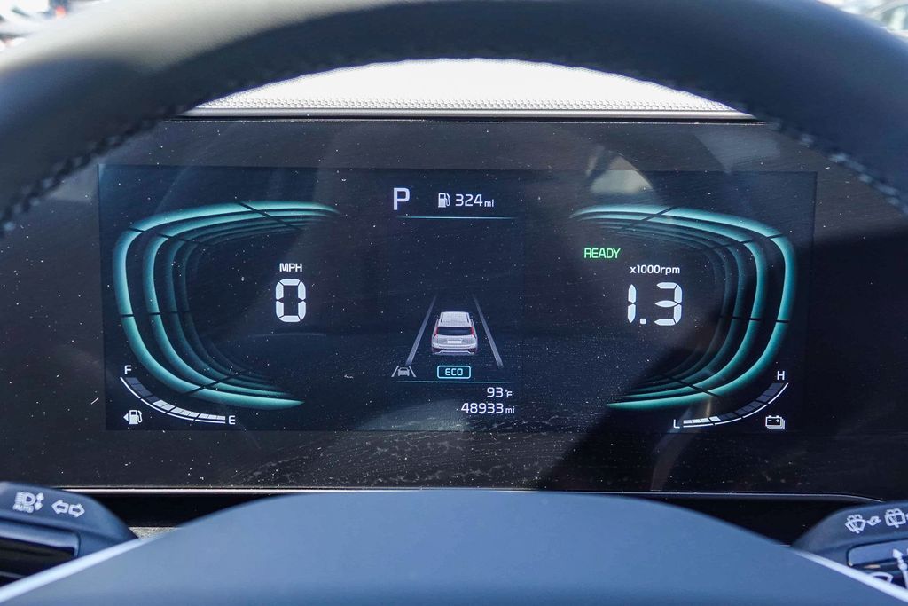 Thumbnail: 2023 Kia Niro - 14