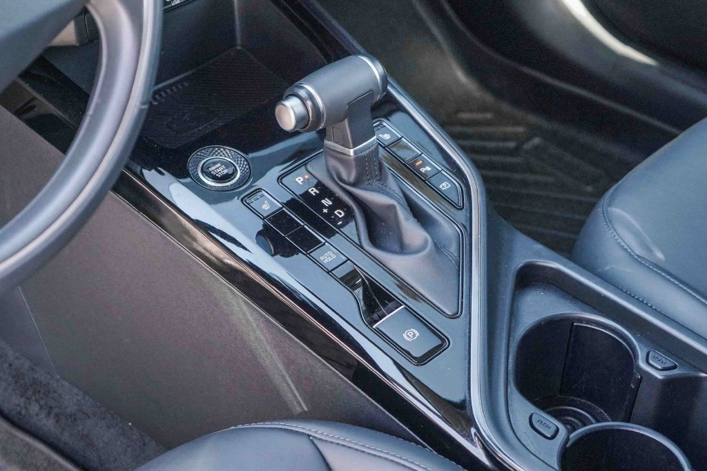 Thumbnail: 2024 Kia Niro - 12