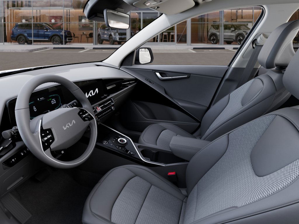 2025 Kia Niro EX 6