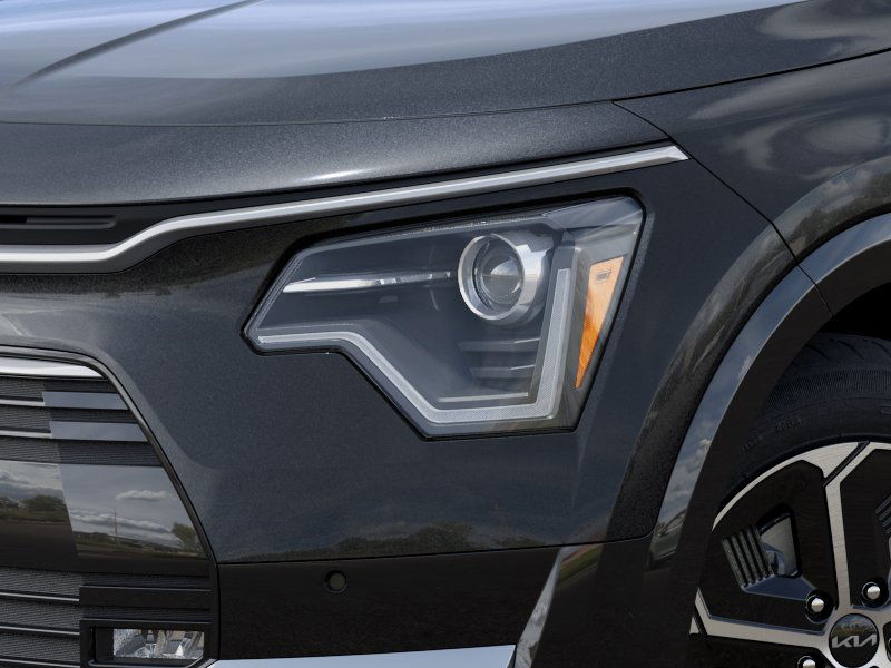 Thumbnail: 2025 Kia Niro - 18