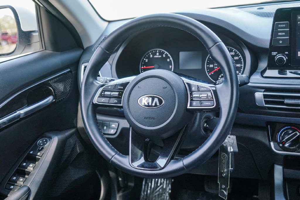 Thumbnail: 2021 Kia Seltos - 8