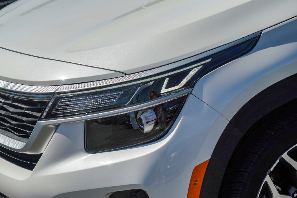 Thumbnail: 2021 Kia Seltos - 20