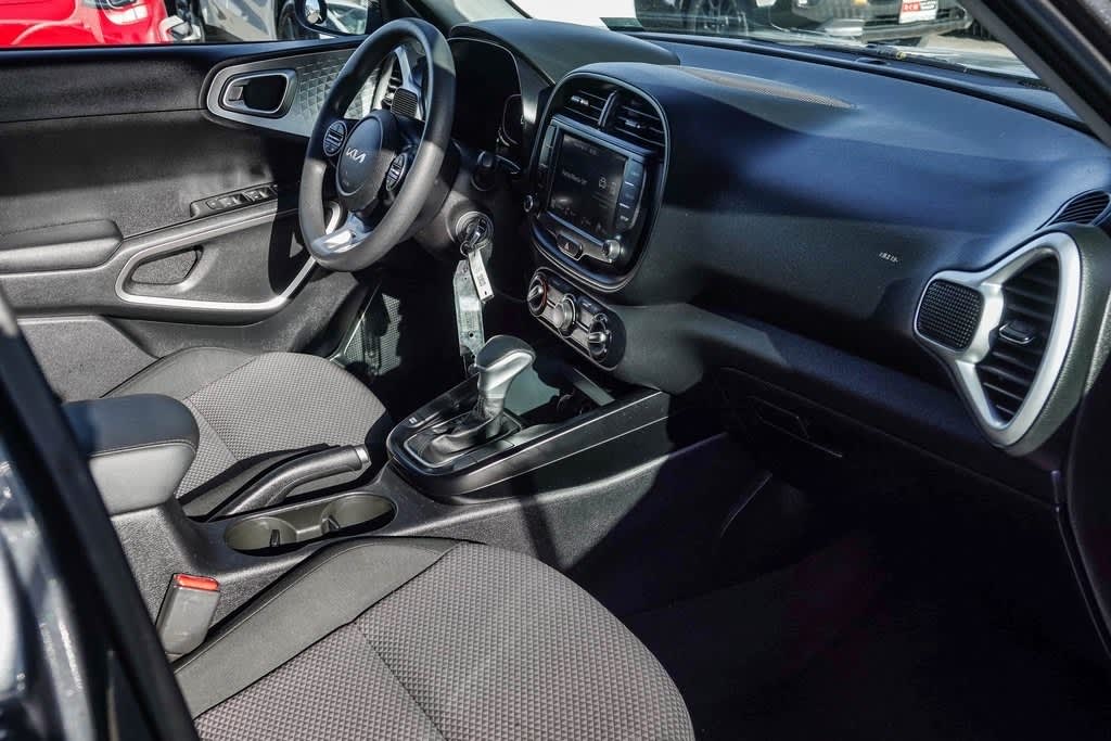 Thumbnail: 2023 Kia Soul - 11